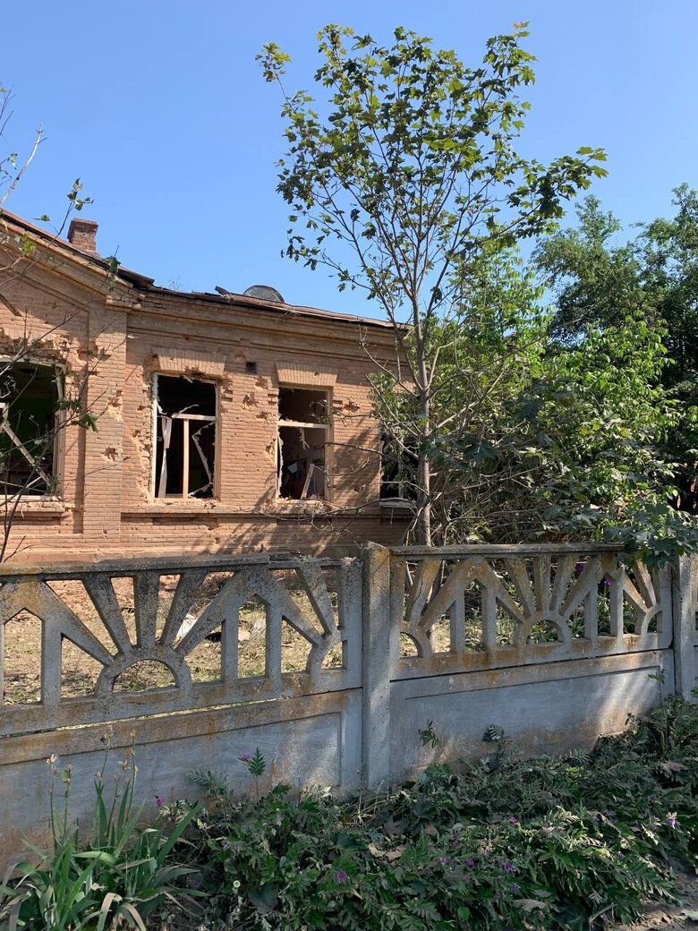 Occupiers deliberately destroy Komyshuvakha. Village is under constant fire - Zaporizhya RMA 05