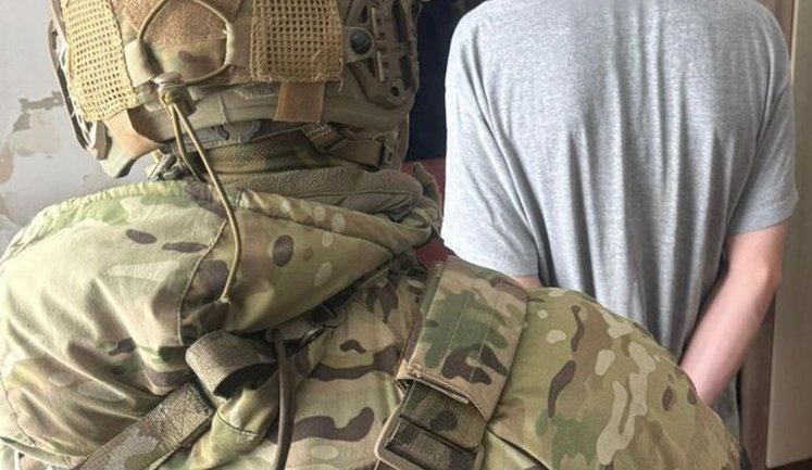 Задержан гражданин РФ, по заказу ФСБ шпионивший за бойцами ССО, - СБУ. ФОТОрепортаж