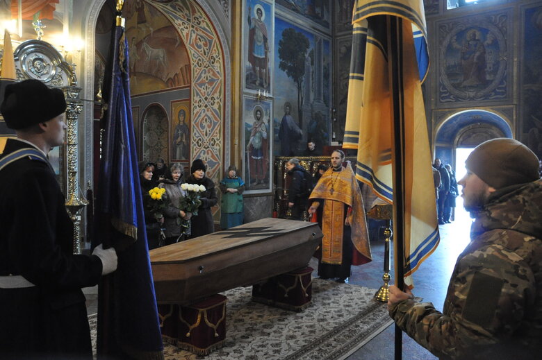 Із воїном Азову Ігорем Линдюком попрощалися у Києві 15 Із воїном Азову Ігорем Линдюком попрощалися у Києві 15