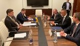 Венгрия позволит транзит в Австрию для украинцев, путешествующих поездом, - Кулеба