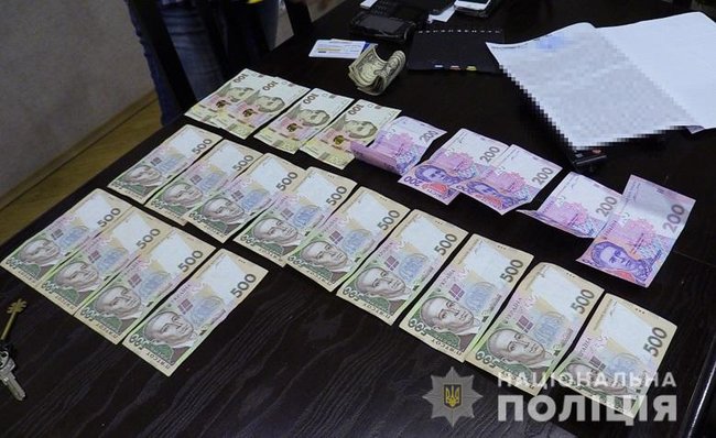 Поліція накрила замаскований під масажний салон бордель у Києві. Організаторці загрожує 7 років вязниці 03