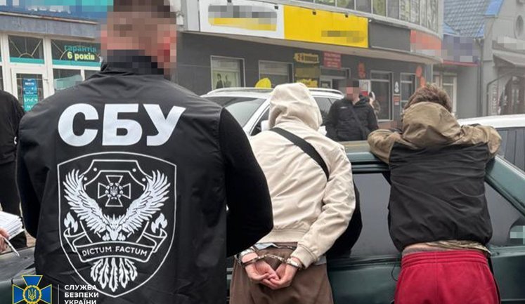 СБУ та Нацполіція ліквідували ще три "схеми для ухилянтів". ФОТОрепортаж