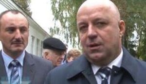 Для хмельницкого губернатора Ядухи купили лимузин за полмиллиона: "Никакого злоупотребления я здесь не вижу". ВИДЕО