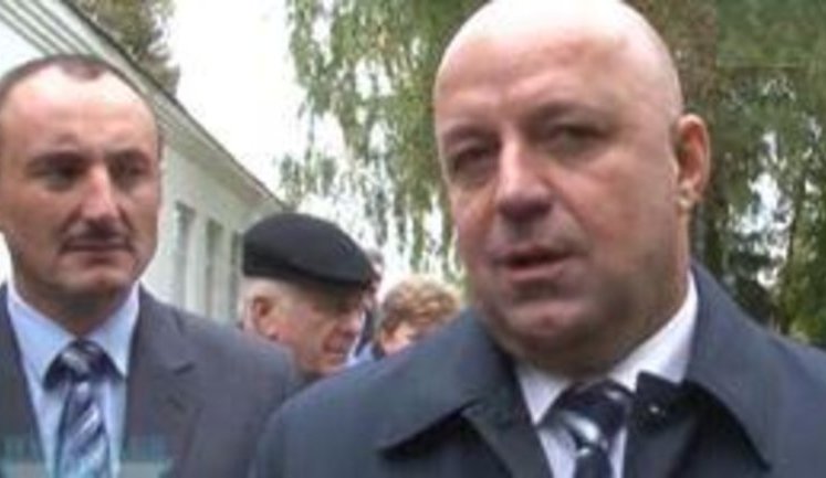 Для хмельницкого губернатора Ядухи купили лимузин за полмиллиона: "Никакого злоупотребления я здесь не вижу". ВИДЕО
