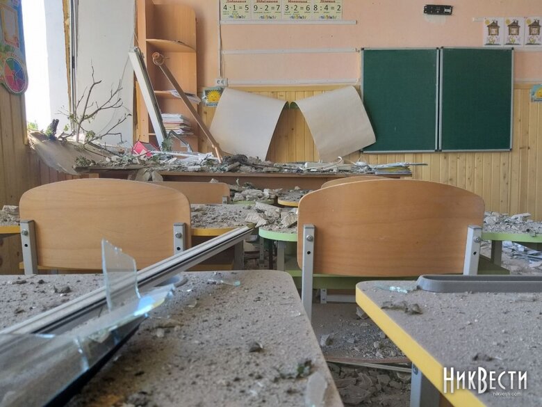 Унаслідок ракетного удару по Миколаєву пошкоджено дві школи, - Сєнкевич 09