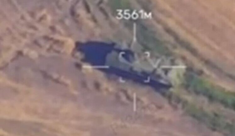 Destruction of rare enemy 9S932-1 "Barnaul-T" air defence automation complex in Zaporizhzhia direction. VIDEO