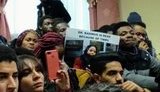 Иностранные студенты устроили протест из-за смерти шестикурсницы медуниверситета в Тернополе - требуют либерализации условий обучения. ФОТОрепортаж