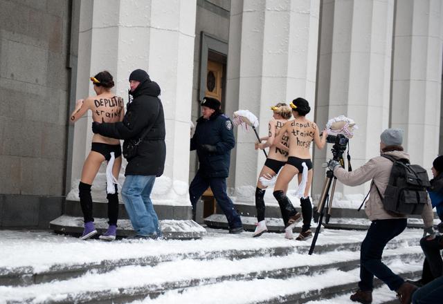 Naked Femen Activists Broke Through into Parliament 01 Naked Femen Activists Broke Through into Parliament 01
