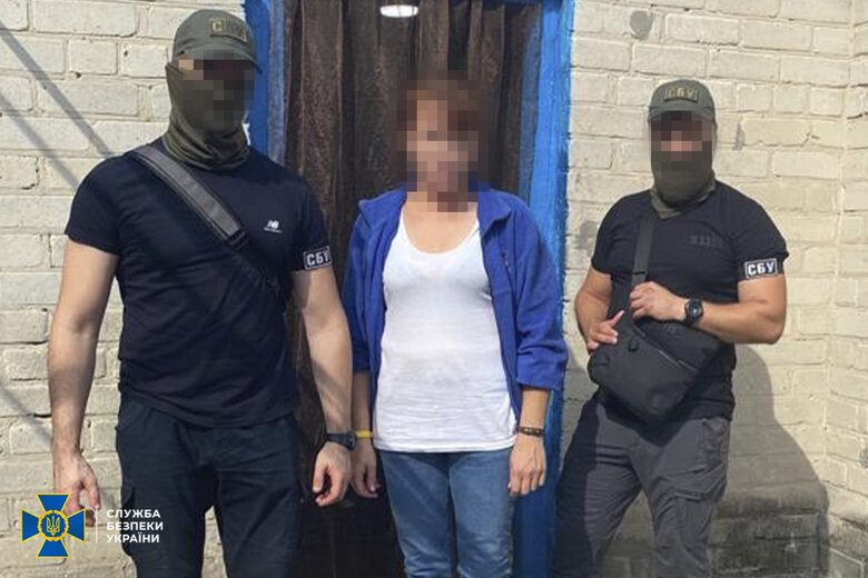 Дружина військового передавала росіянам дані про позиції ЗСУ, які випитувала у чоловіка 01