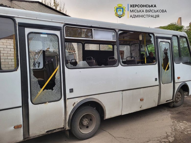 Удар РФ по маршрутці в Херсоні