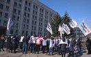 "Право на працю!": предприниматели вышли на протесты против ужесточения карантина во Львове, Николаеве, Полтаве, Днепре и Краматорске. ФОТОрепортаж