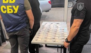 Продавав конфіденційні дані з таємних баз: ДБР викрило оперуповноваженого СБУ на Житомирщині. ФОТО