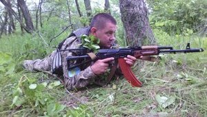 Заступник комбрига 57-ї бригади полковник Олександр Щербина: "Загинув наш боєць о 5-й ранку, а о 8-й дзвонить його телефон, і там дитина каже: "Татусю, ми йдемо з мамою в садочок"