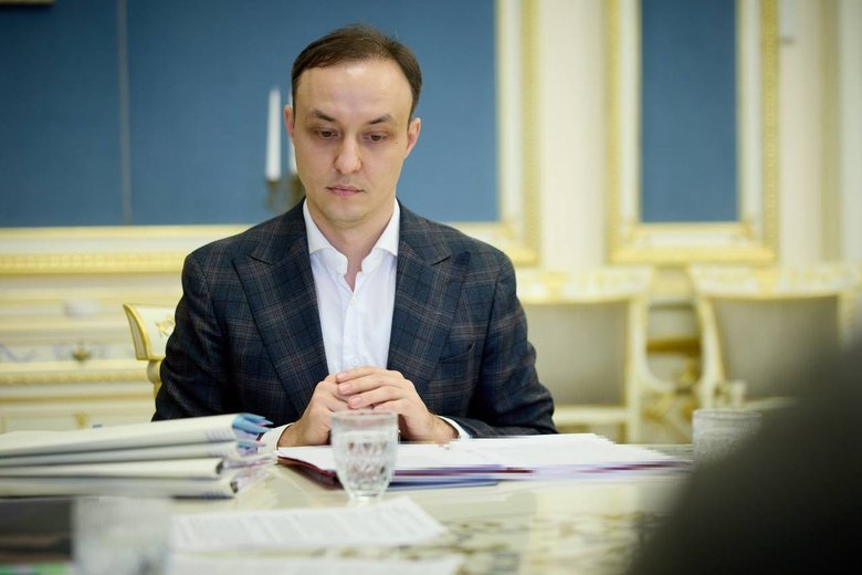 Зеленский собрал совещание по санкциям против РФ