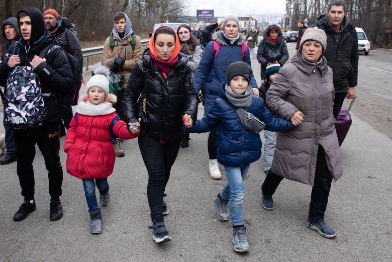 206-й батальон теробороны эвакуировал из Ирпеня еще полтысячи женщин и детей 01 206-й батальон теробороны эвакуировал из Ирпеня еще полтысячи женщин и детей 01