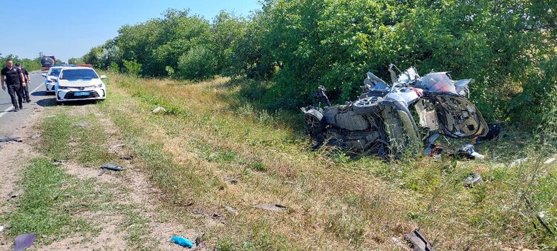 Truck and SUV collided in Odesa: four people died, including child 02