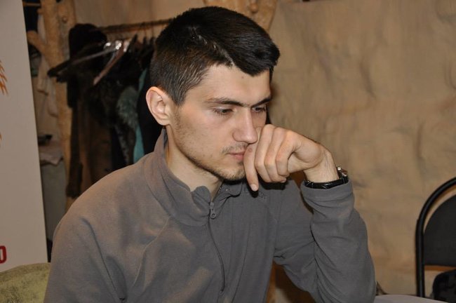 Мама Героя України Тараса Матвіїва: Останні обійми, останній синівський поцілунок... Ми були у масках і рукавицях. Так захотів Тарас, він хвилювався за нас. Останні дотики - через гумові рукавички і маски 07 Мама Героя України Тараса Матвіїва: Останні обійми, останній синівський поцілунок... Ми були у масках і рукавицях. Так захотів Тарас, він хвилювався за нас. Останні дотики - через гумові рукавички і маски 07