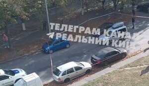 Soldier at checkpoint in Kyiv shot at car and wounded driver. PHOTO
