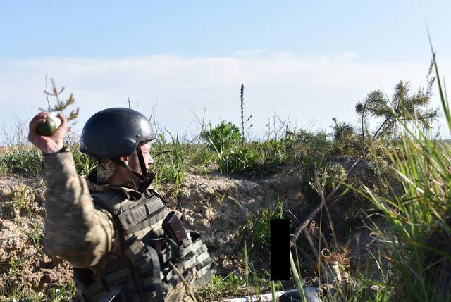 Навчання резервістів із бойовими стрільбами відбулися на Чернігівщині 05 Навчання резервістів із бойовими стрільбами відбулися на Чернігівщині 05
