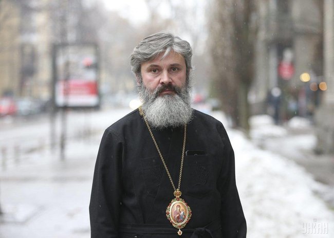 Таке враження, що українські посадовці покинули усіх нас і ми залишилися одні, - Архієпископ Сімферопольський і Кримський Климент, який оголосив голодування 03