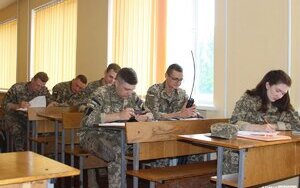 студенти, військова підготовка