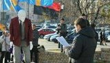 Ленина поставили на колени перед памятником жертвам Голодомора. + ВИДЕО.