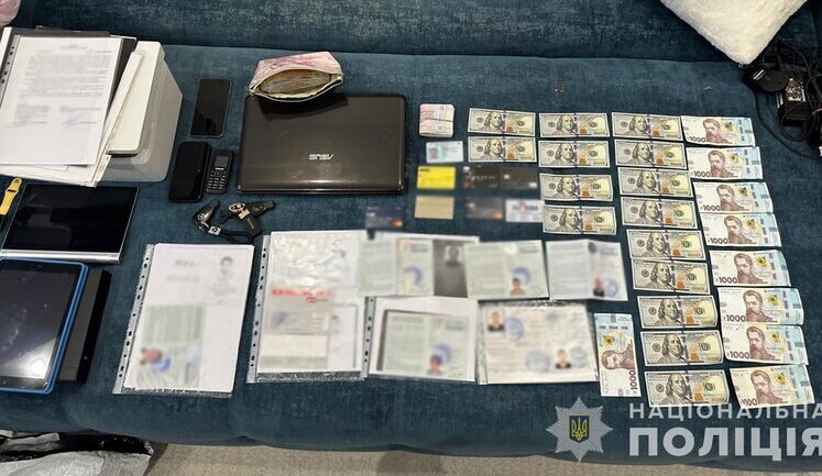 Underground "factory" of fake documents has been blocked in Ukraine - National Police. PHOTOS