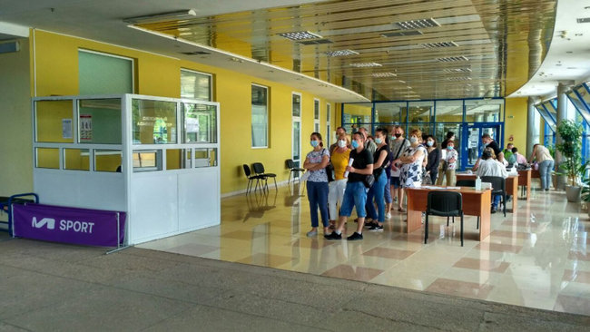 Центр масової вакцинації відкрився у Маріуполі 03