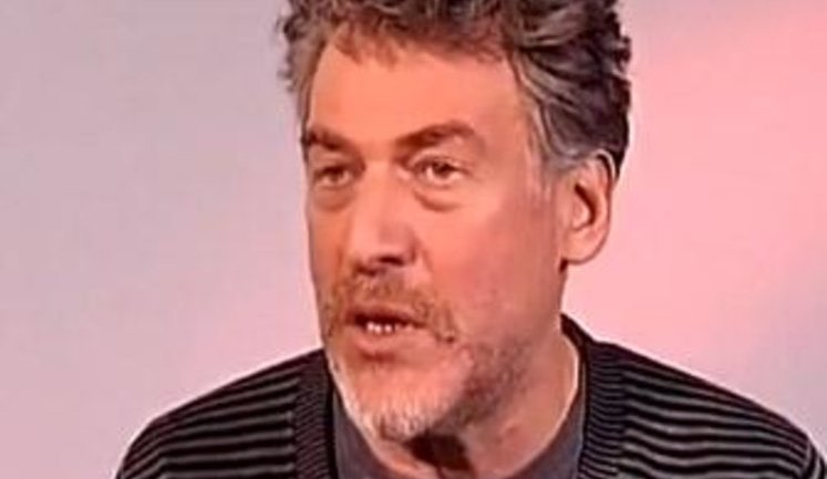 Известный российский критик Артемий Троицкий: "Виктор Янукович - исключительный придурок и чмо". ВИДЕО.