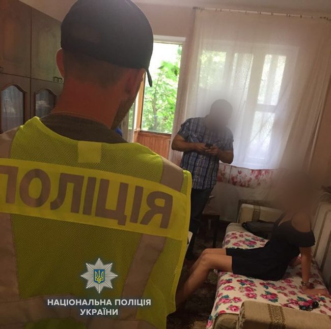 Діяльність онлайн-порностудії припинили в Києві, - Нацполіція 01