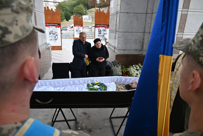 У Києві попрощалися з командиром роти стрілецького батальйону Олександром Пастухом (Добрим), який загинув у бою проти рашистів на Луганщині 24