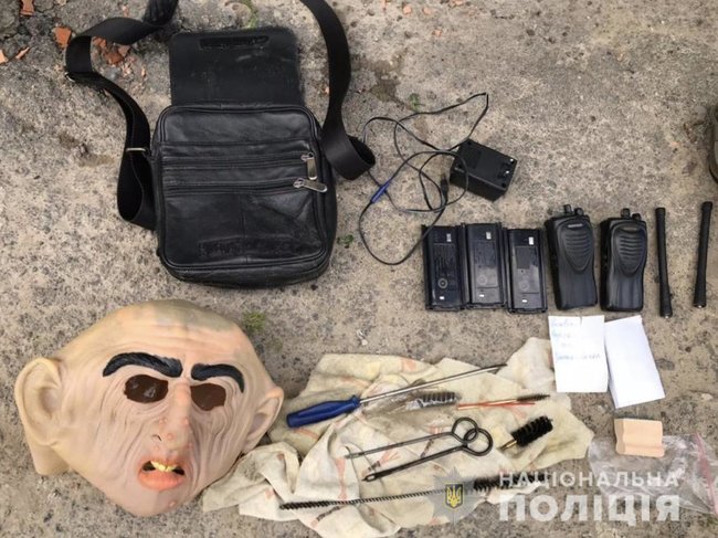 Вооруженную группировку, грабившую фермеров и предпринимателей, задержали на Киевщине, - Нацполиция 03