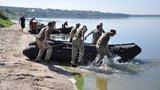 Американські інструктори провели для українських морпіхів курс щодо застосування маломірних катерів типу "Wing". ФОТОрепортаж