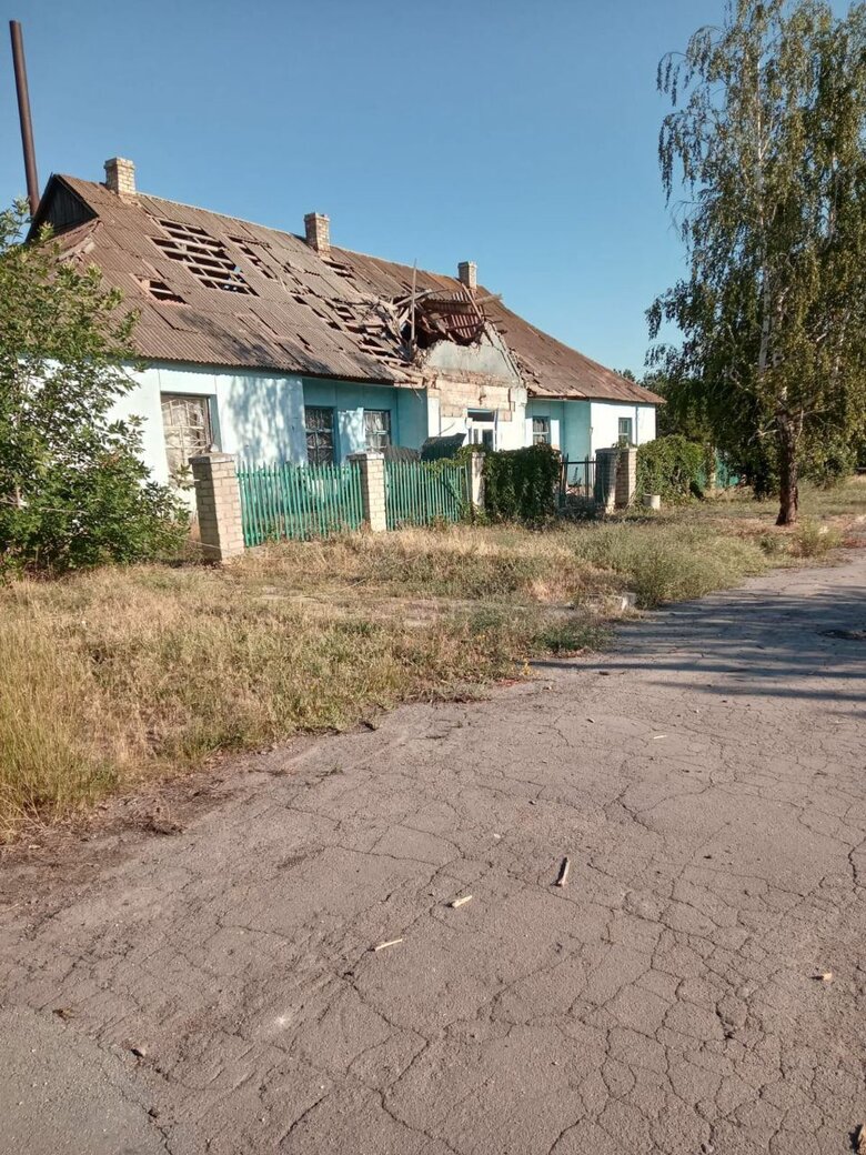 Наслідки обстрілів Михайлівки