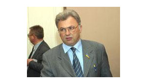 КАК СТРЕТОВИЧ ЗАРАБАТЫВАЕТ НА ПРОКУРОРСКОЕ КРЕСЛО?