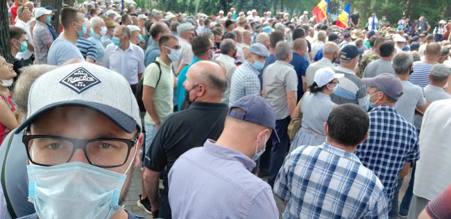 Ветераны приднестровской войны вышли на протест из-за избиения своих товарищей 02
