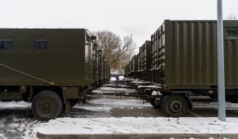 Бригади на східному фронті отримають партію допомоги на 51 млн грн: 29 одиниць автомобільної техніки та 164 квадрокоптери 03 Бригади на східному фронті отримають партію допомоги на 51 млн грн: 29 одиниць автомобільної техніки та 164 квадрокоптери 03