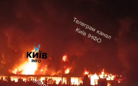 РФ знищила один із найбільших логістичних комплексів класу A під Києвом. ВІДЕО