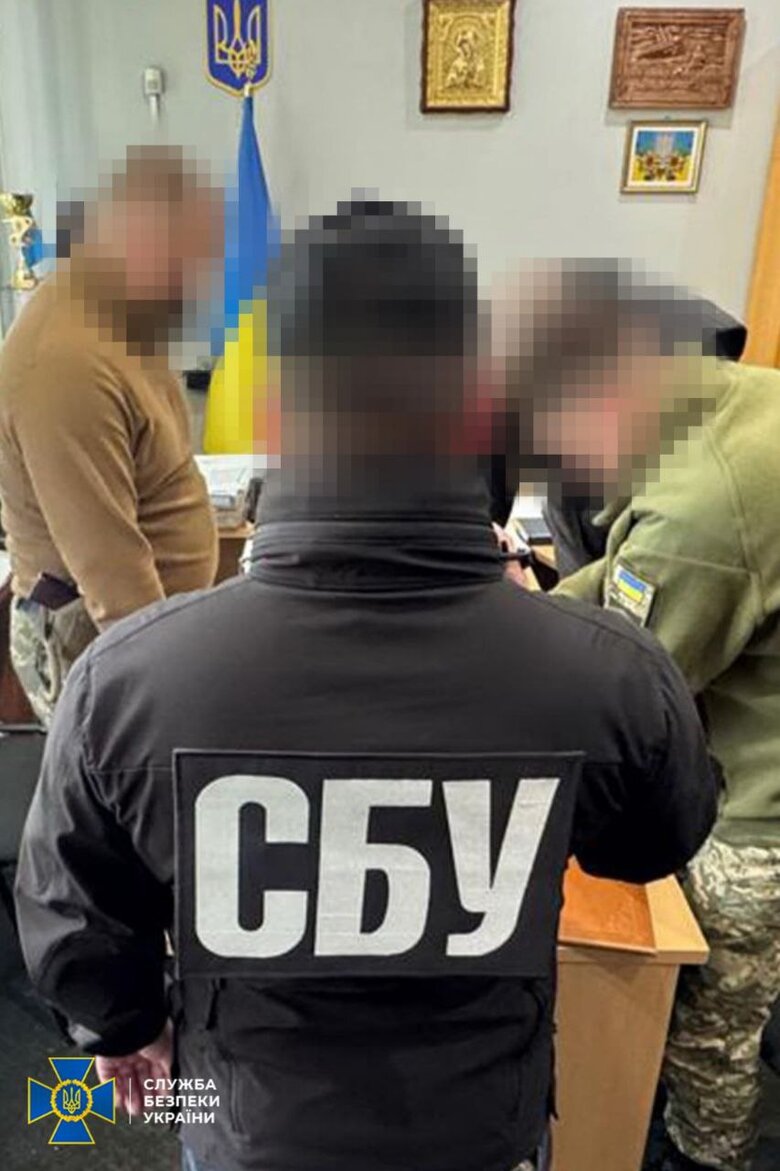 Очільник районного ТЦК та заступник комбрига ТРО на Закарпатті організували схему для ухилянтів qxdiquiquitzrz