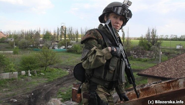 "Двоє 200, один 300": Снайпер УДА Білозерська запобігла провокації терористів у зоні АТО. ВІДЕО