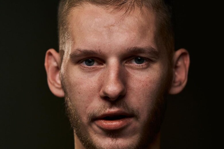 Author of photos from Azovstal Dmytro Orest Kozatsky talked about life after liberation from captivity 02