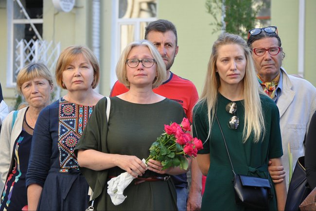 Хто вбив Павла?: Памятник Шеремету відкрили в Києві в четверту річницю його вбивства 05