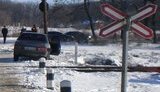 На Сумщине пьяный киевлянин на "Мазде" остановил пять поездов. ФОТОрепортаж