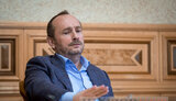 Найчастіше спілкуюся із заступниками голови ОП. Якщо мова про силовий блок, то спілкуємося з Татаровим, - глава Держмитслужби Рябікін