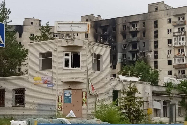 Street fighting continues in Severodonetsk, enemy is approaching Lysychansk, fortifying itself in nearby settlements - Haidai 01