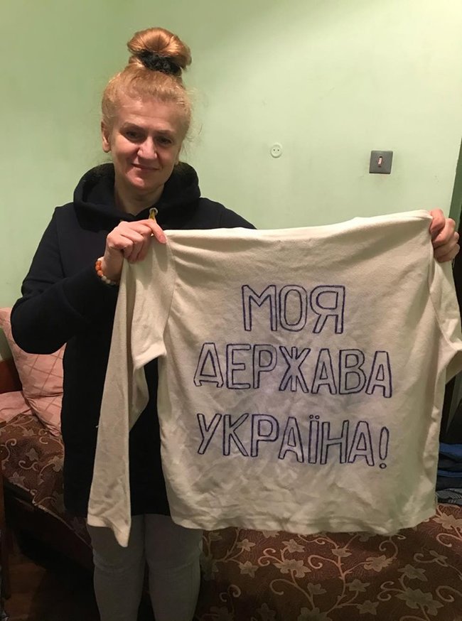 Звільнена 29 грудня із луганського полону Олена Сорокіна: Скільки сиділа у підвалі, не бачила жодної людини, яка була б проукраїнськи налаштована 01