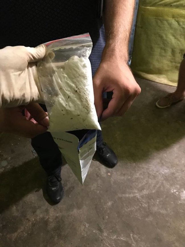 Правоохоронці провели обшуки у членів ОЗУ Біле братство, які збували наркотики по всій Україні, - Аброськін 03