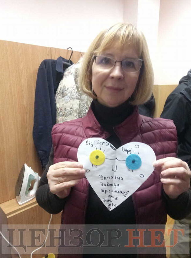 Народні герої, які отримали ордени в Харкові, повернулися на передову і до своїх частин з оберегами від школярів із Краматорська 03