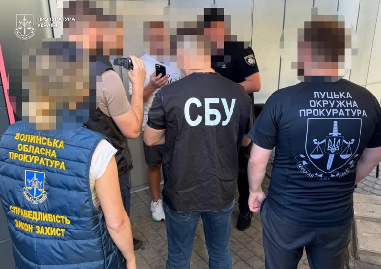 На Волині доцента викрили на $3000 за вступ військовозобов’язаних