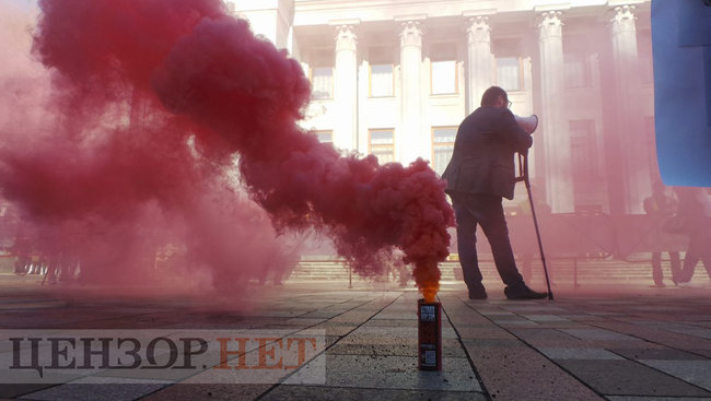 Президент обіцяв, - Нацкорпус пікетує Раду з вимогою спрощення процедури отримання громадянства учасниками АТО 31